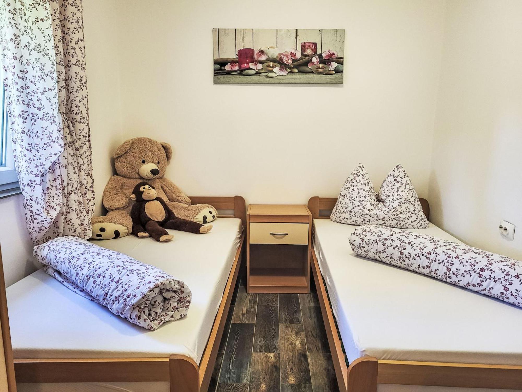 Holiday Home Matea By Interhome ニン エクステリア 写真