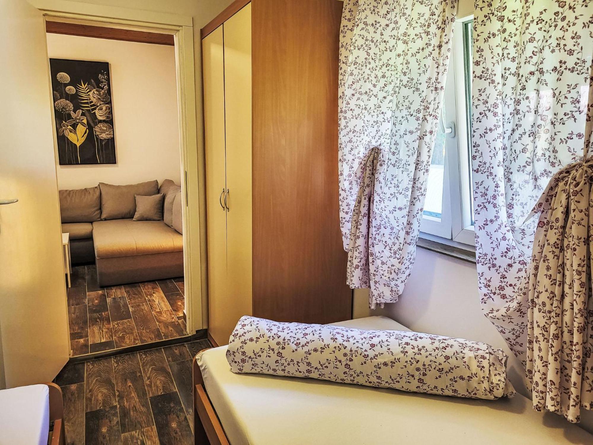 Holiday Home Matea By Interhome ニン エクステリア 写真